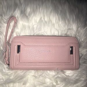 NEW PINK TAHARI HAND BAG!